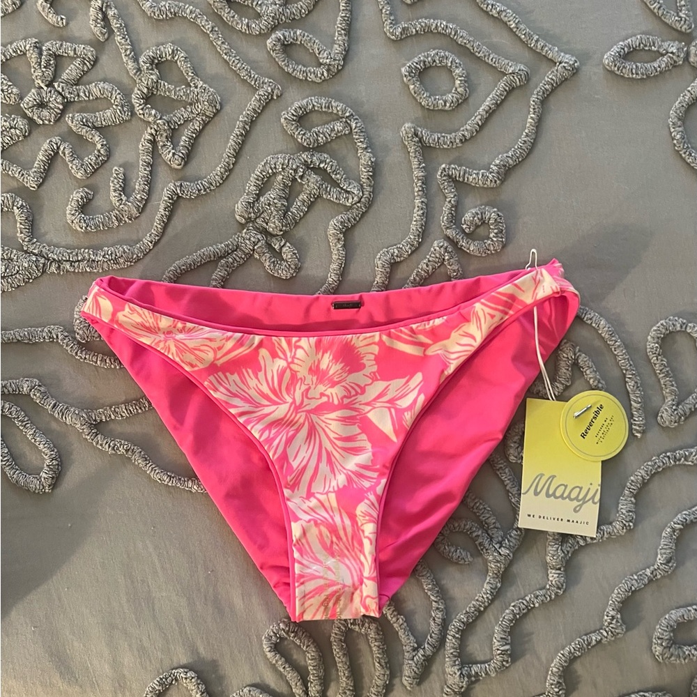 Maaji Vibrant Pink and Cream Bikini Bottom
Fucshia Sublimity Never worn
